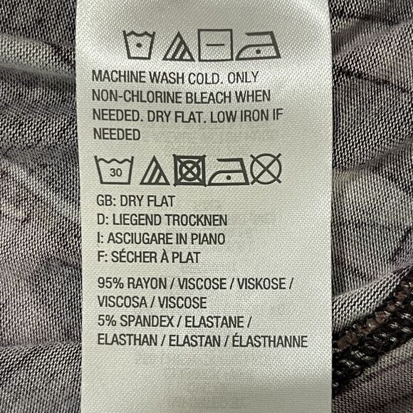 LOGO Tunic Top Women L Purple Pink‎ Print Pockets Ruffled Hem Knit Soft E24 - Picture 10 of 15